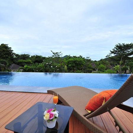 Dusit Talai Resort Nong Nam Daeng Экстерьер фото