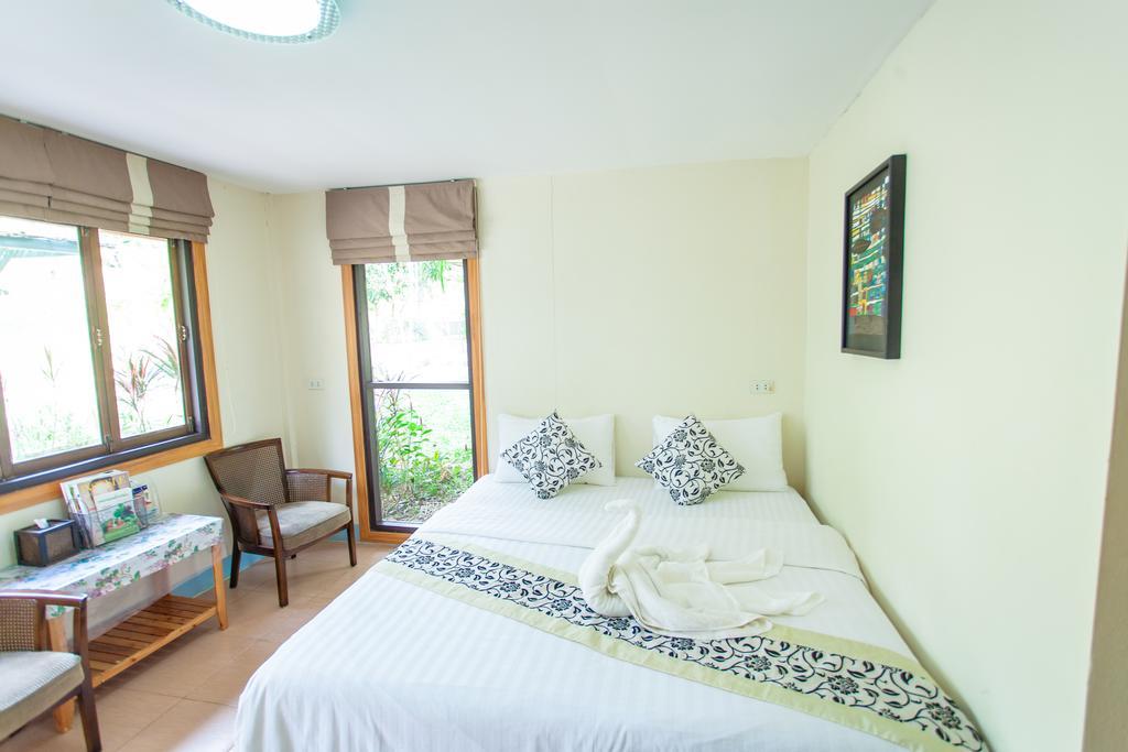 Dusit Talai Resort Nong Nam Daeng Экстерьер фото