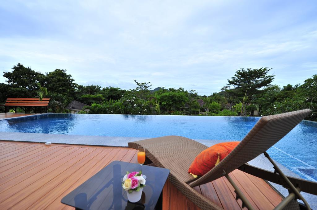 Dusit Talai Resort Nong Nam Daeng Экстерьер фото