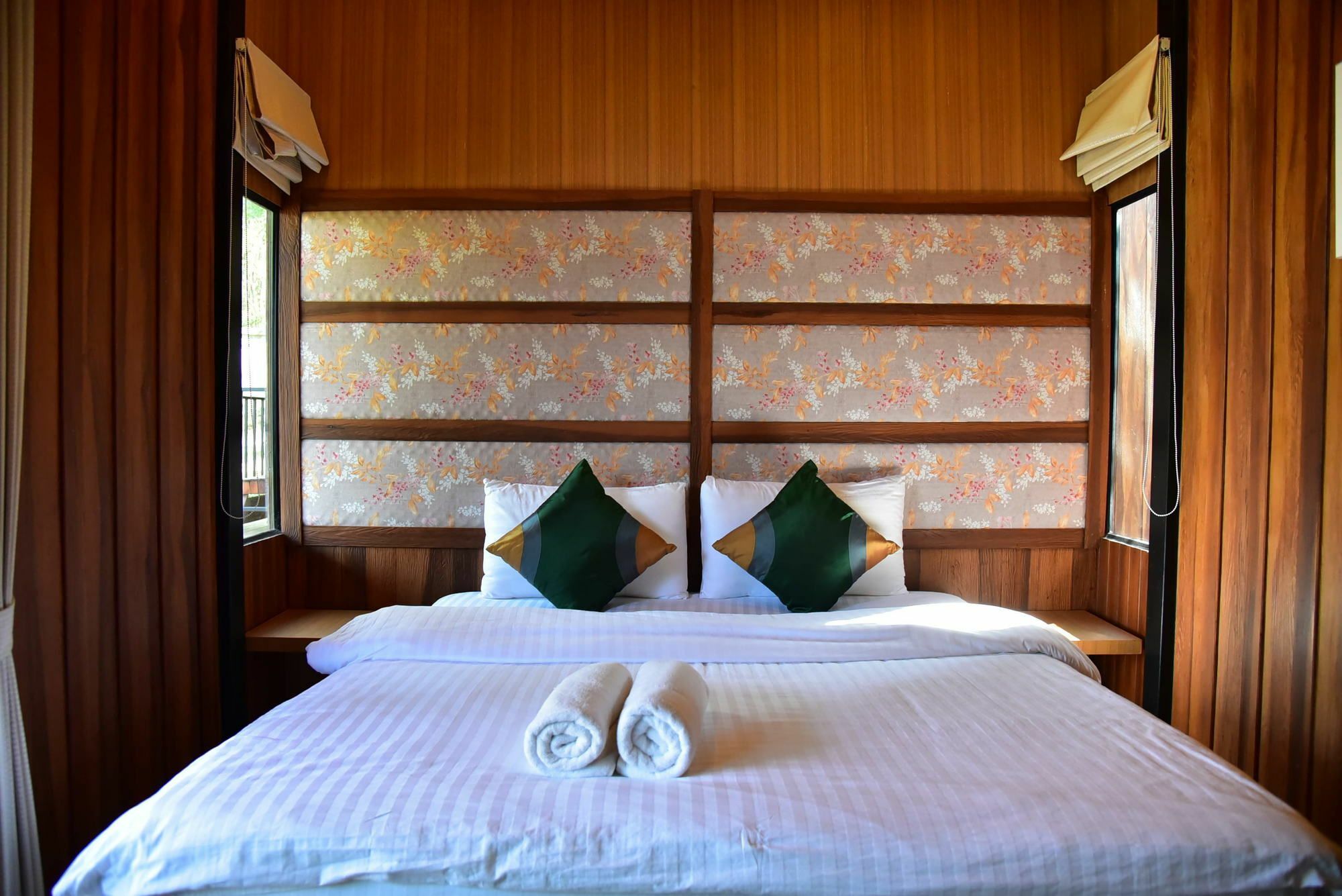 Dusit Talai Resort Nong Nam Daeng Экстерьер фото