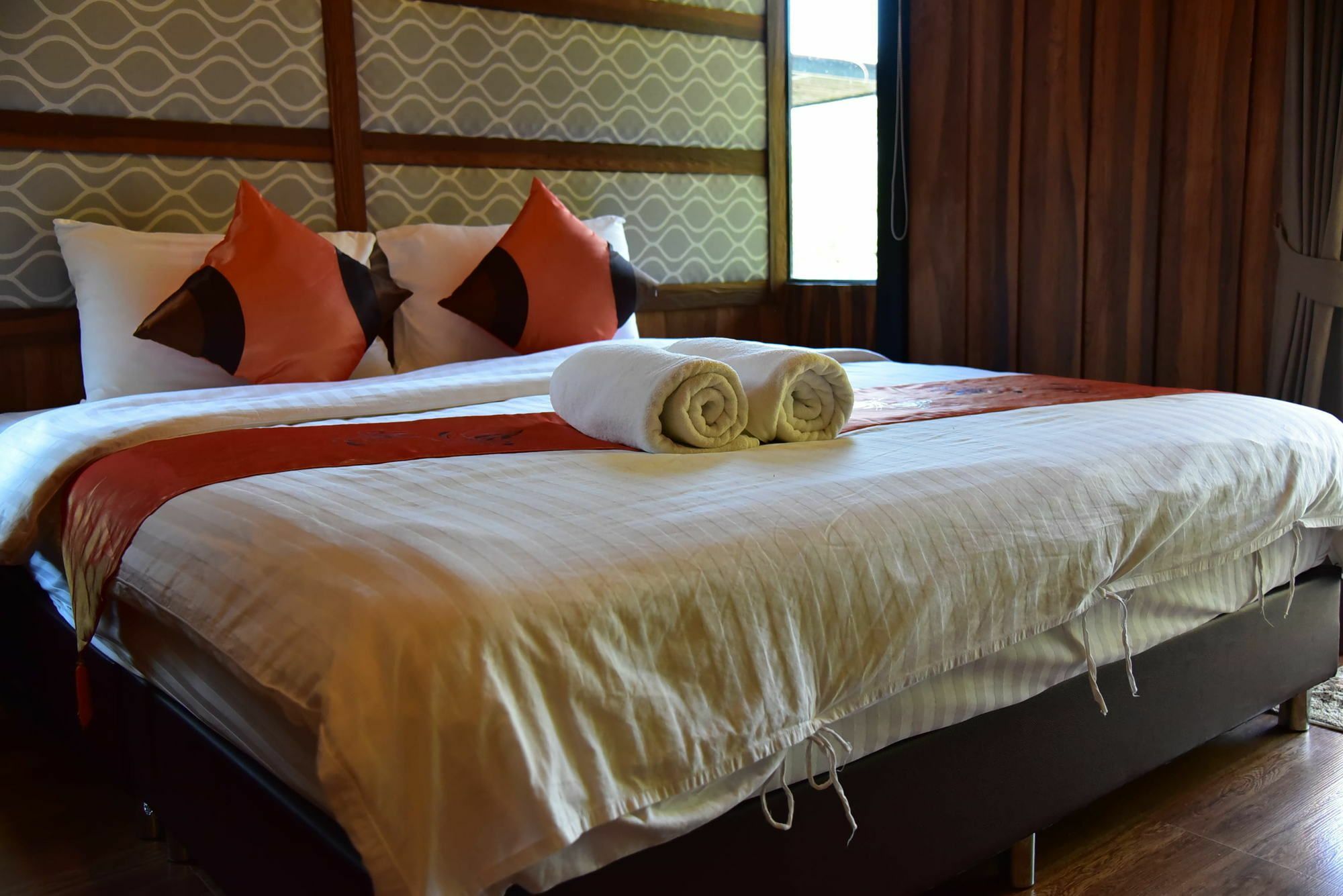 Dusit Talai Resort Nong Nam Daeng Экстерьер фото